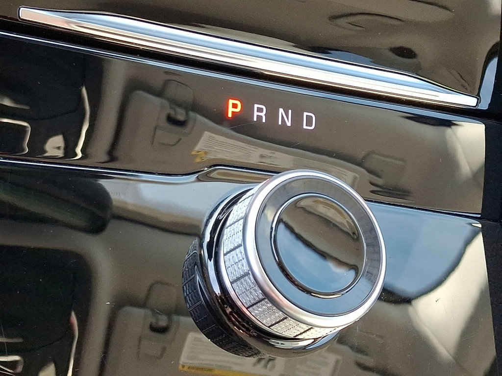 Certified 2023 Jeep Grand Cherokee Laredo image 26