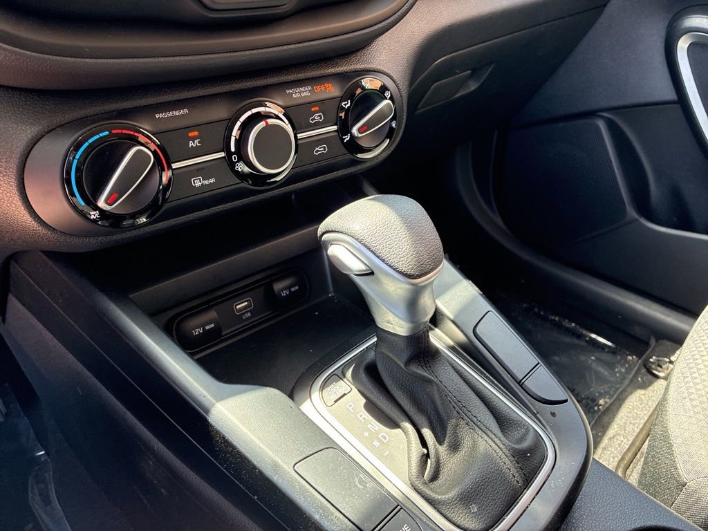 Used 2025 Kia Soul LX FWD image 31