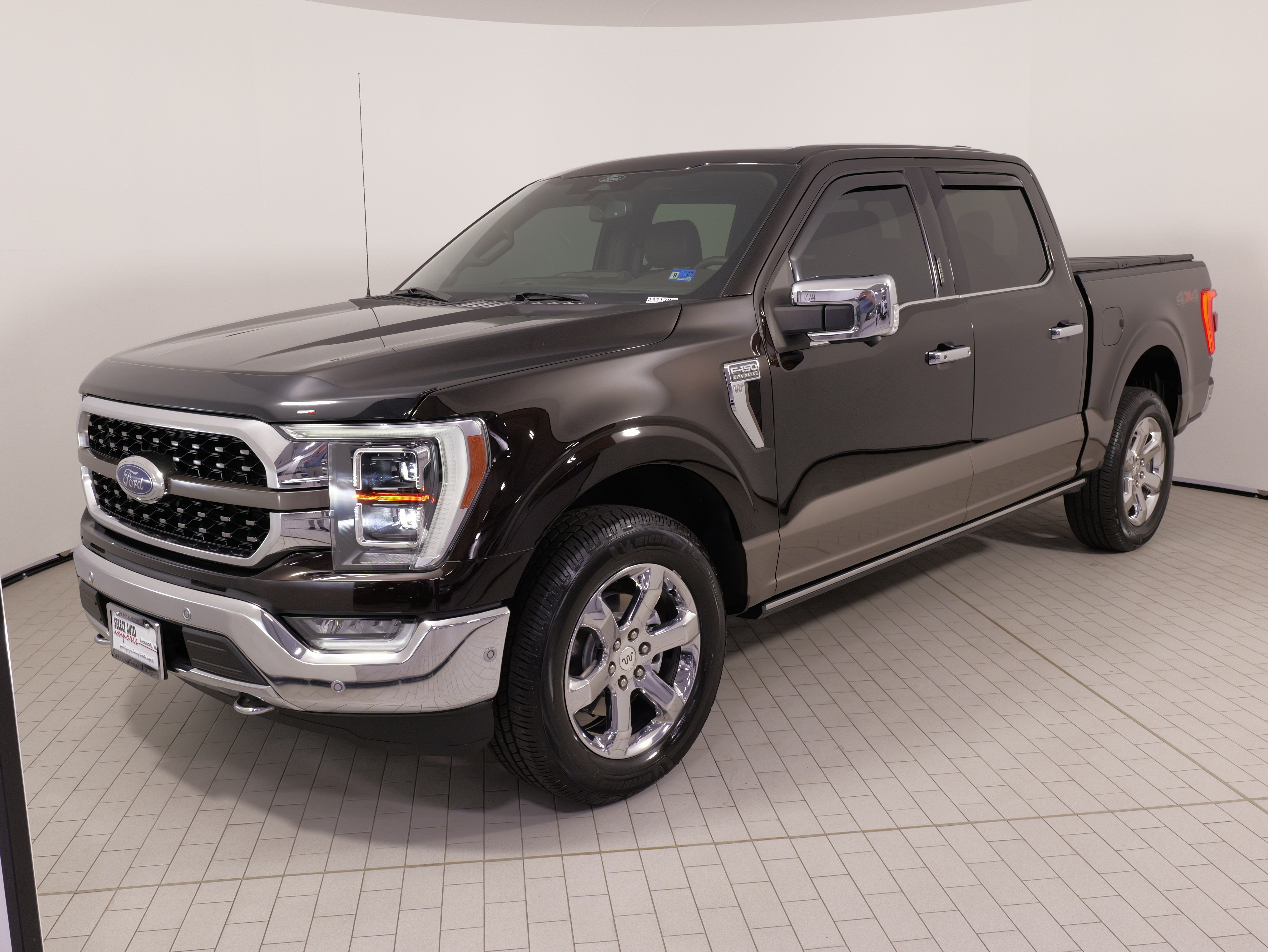 Used 2021 Ford F150 King Ranch w/ Equipment Group 601A High AWD/4WD image 4