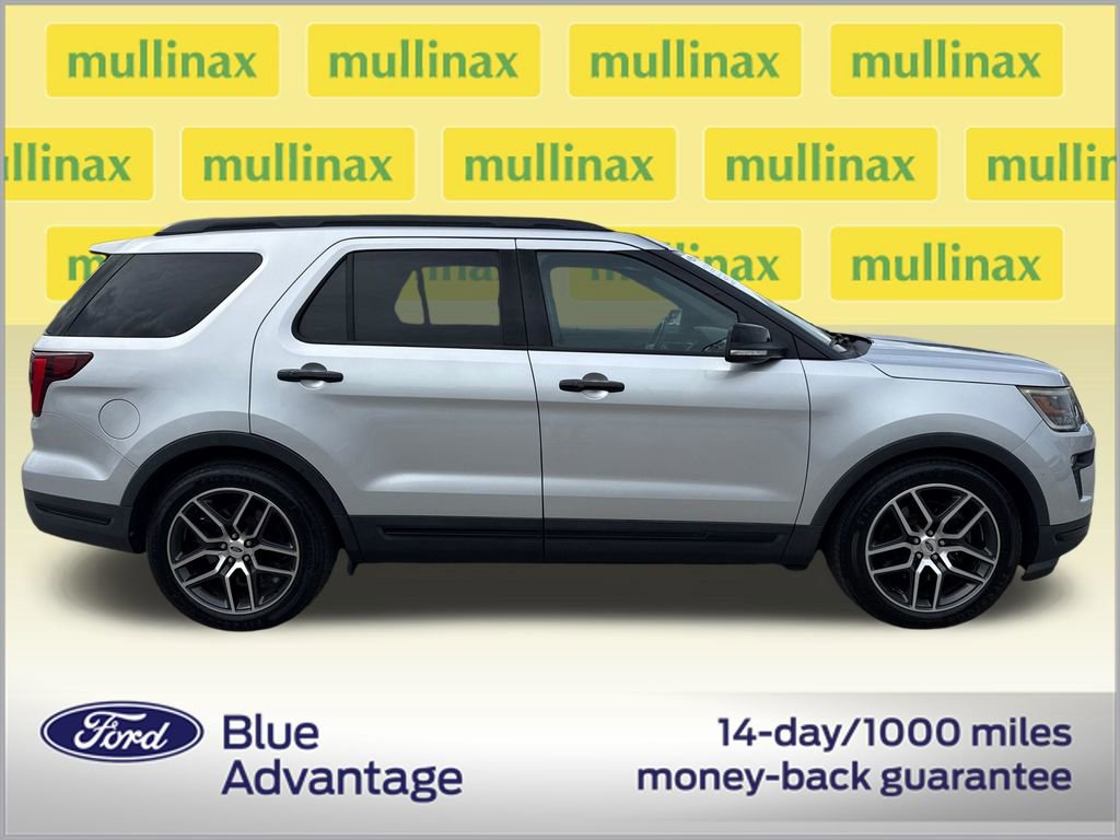 Used 2018 Ford Explorer Sport AWD/4WD image 2