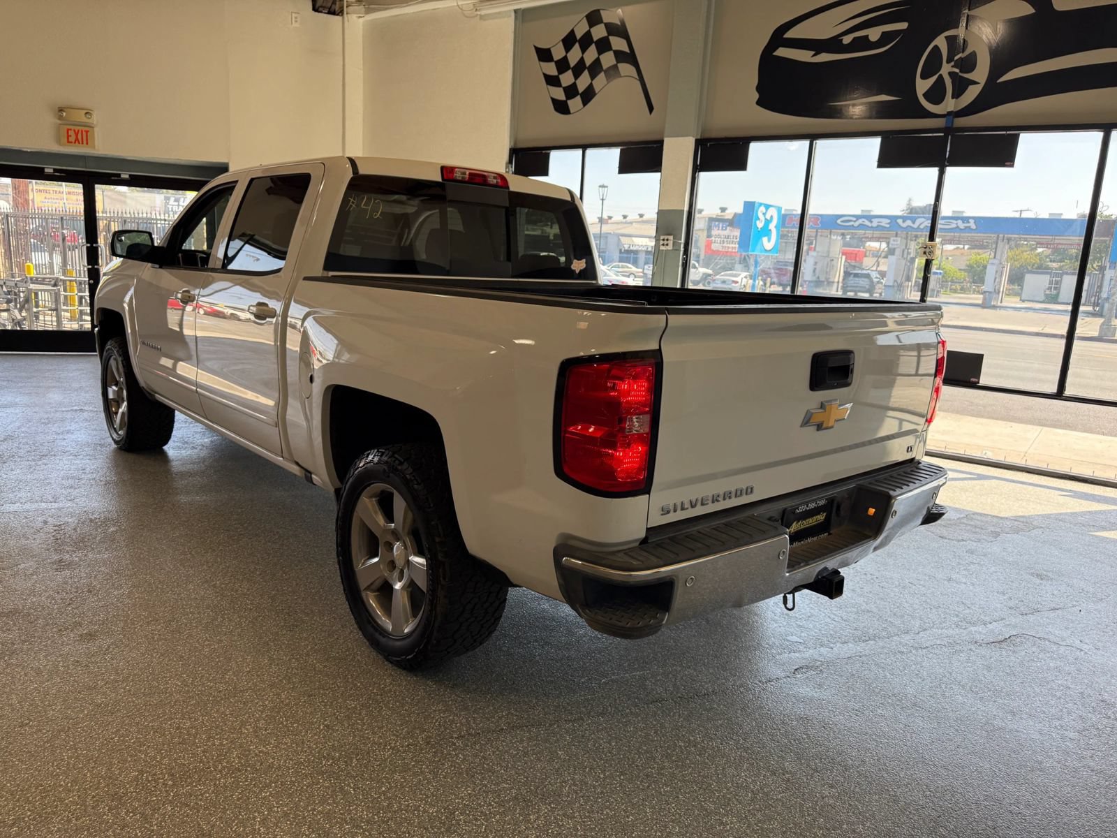 Used 2018 Chevrolet Silverado 1500 LT w/ All Star Edition RWD image 5