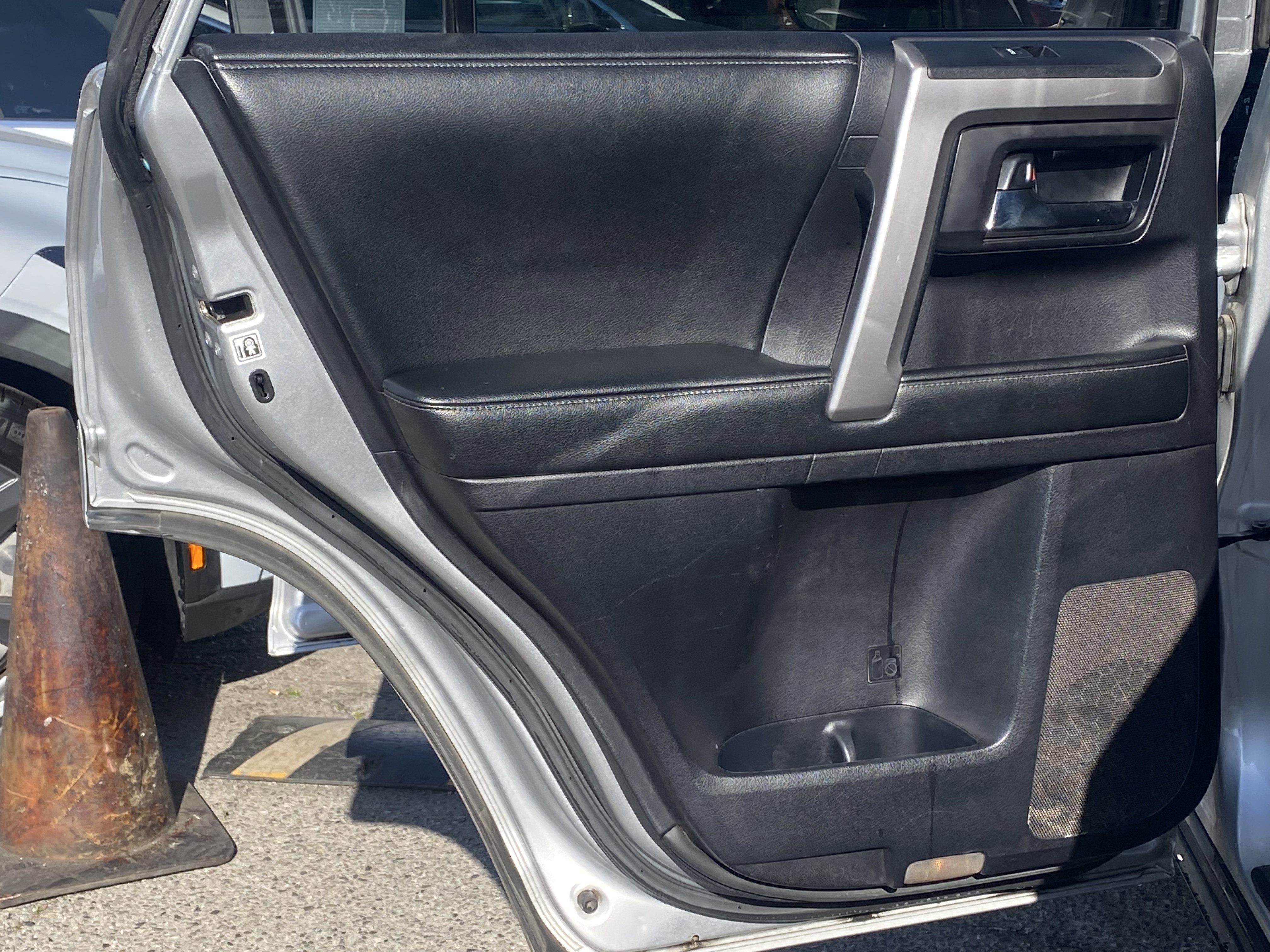 Used 2015 Toyota 4Runner SR5 image 14