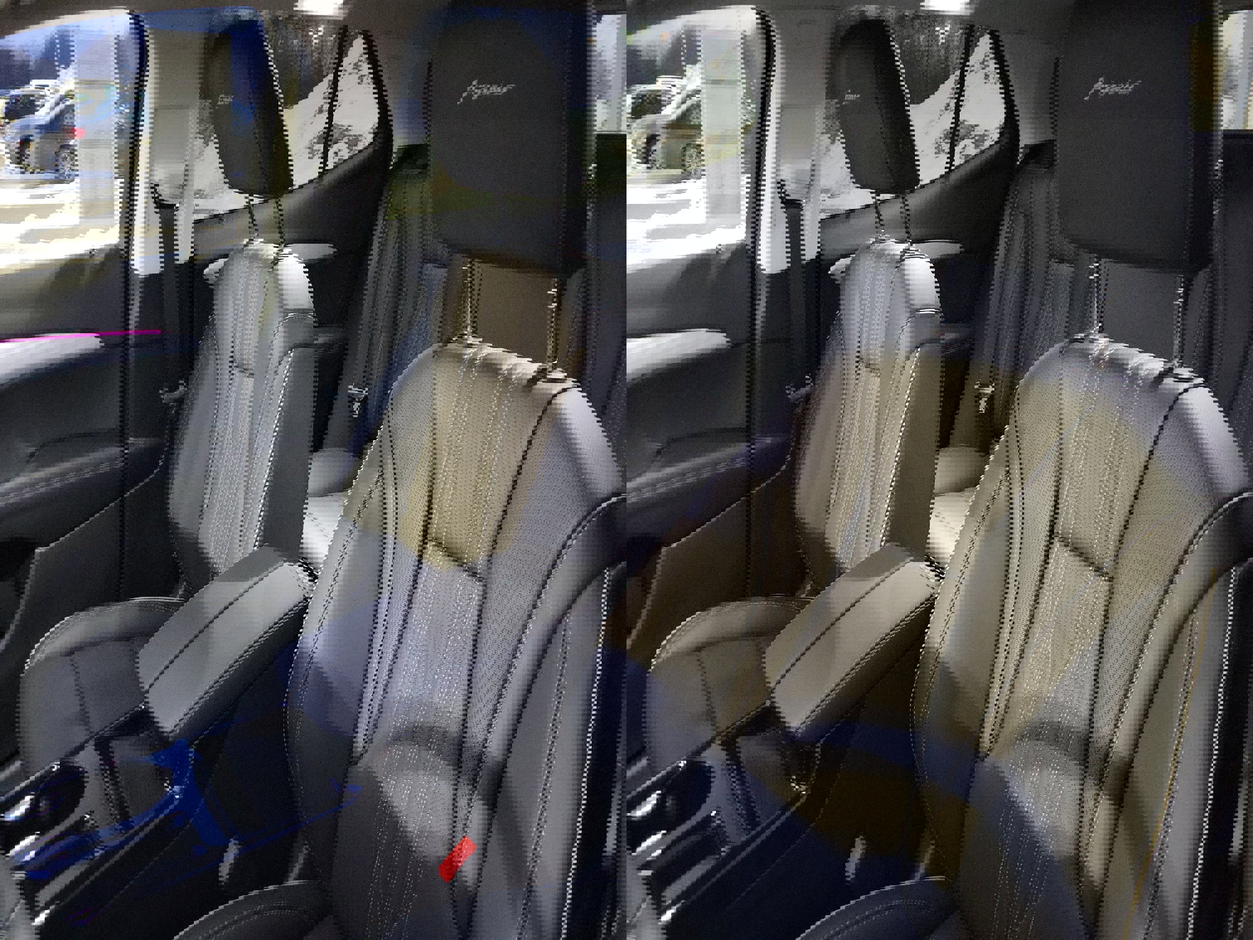 New 2026 Buick Envision Avenir image 4