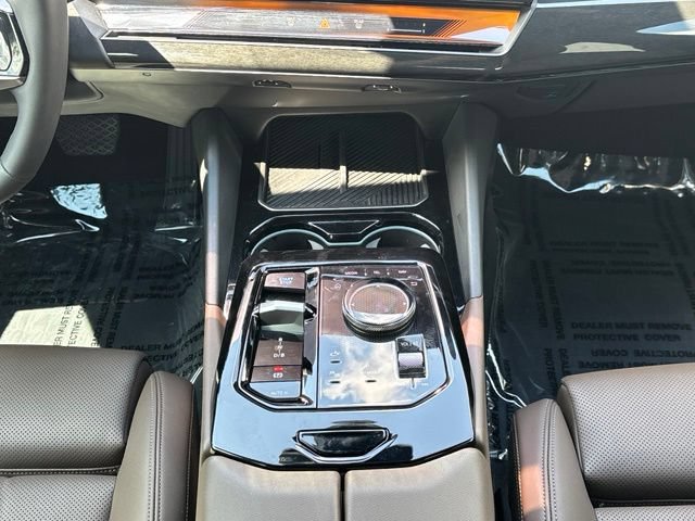 Used 2024 BMW i5 eDrive40i w/ Premium Package RWD image 26