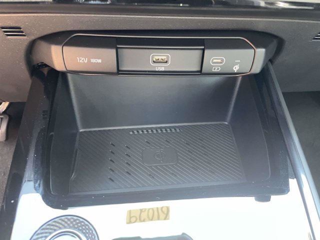 New 2026 Kia Niro EX FWD image 30