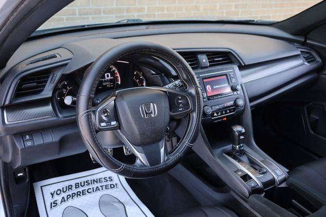 Used 2017 Honda Civic Sport image 22