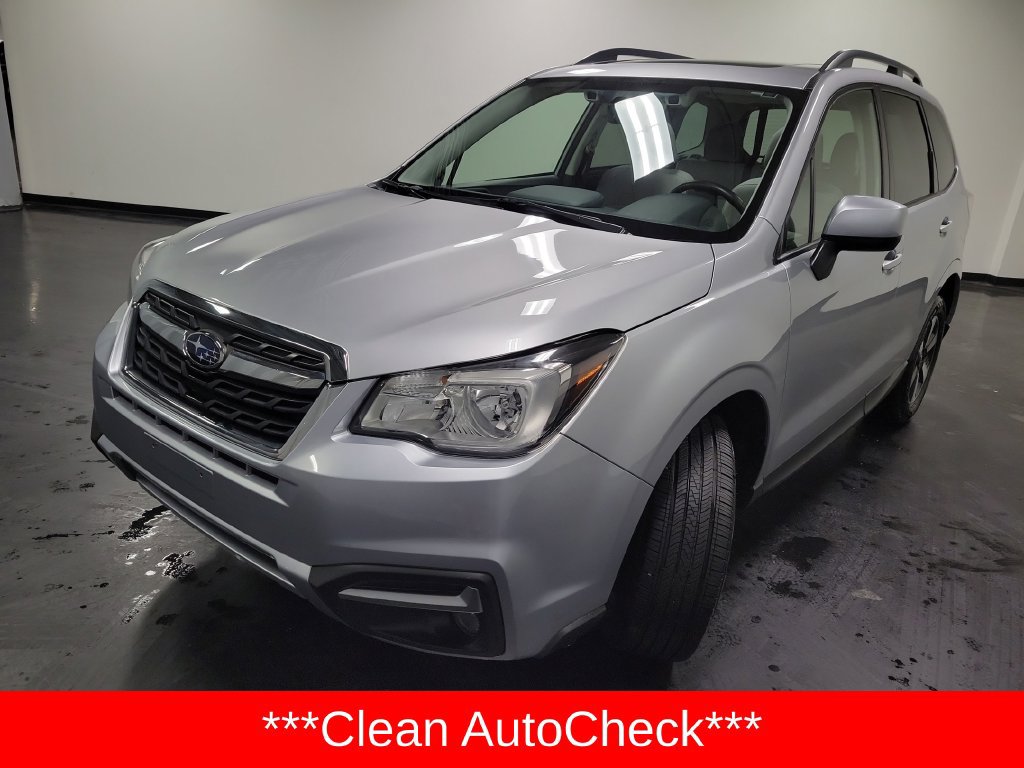 Used 2017 Subaru Forester 2.5i Premium AWD/4WD image 5