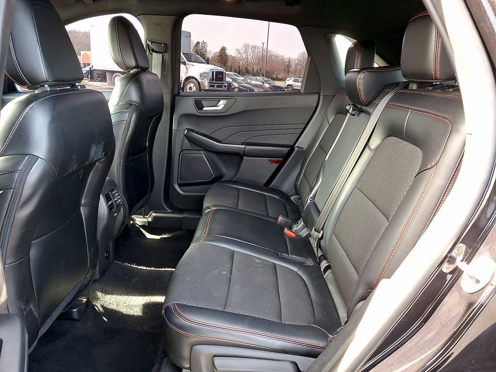 Used 2024 Ford Escape ST-Line FWD image 19