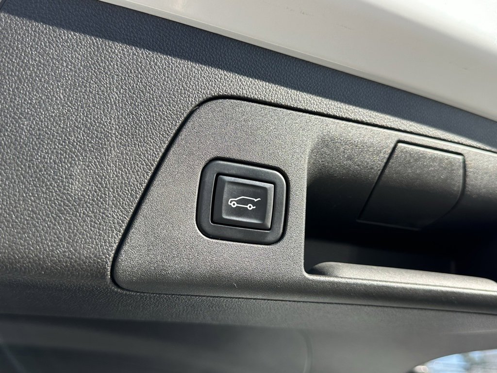 Used 2021 Buick Envision Avenir image 39