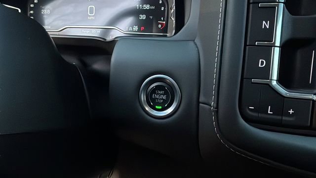 Used 2024 GMC Yukon XL Denali Ultimate image 29