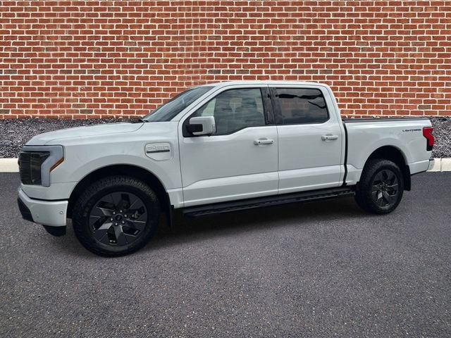Used 2022 Ford F150 Lightning Lariat w/ Equipment Group 511A High AWD/4WD image 2