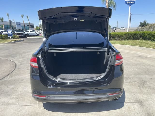 Used 2017 Ford Fusion SE w/ Fusion SE Technology Package FWD image 25