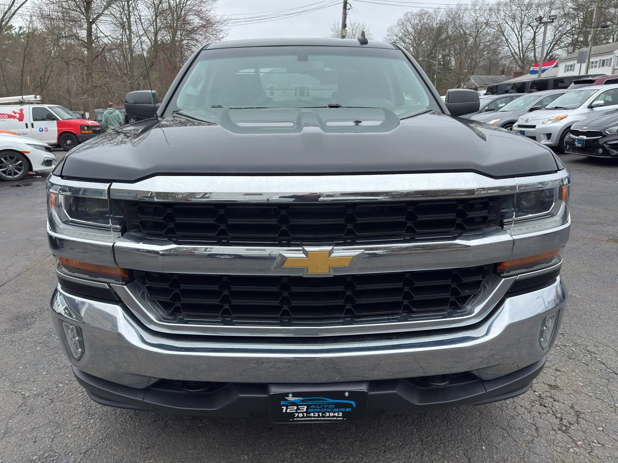 Used 2017 Chevrolet Silverado 1500 LT w/ All Star Edition image 2