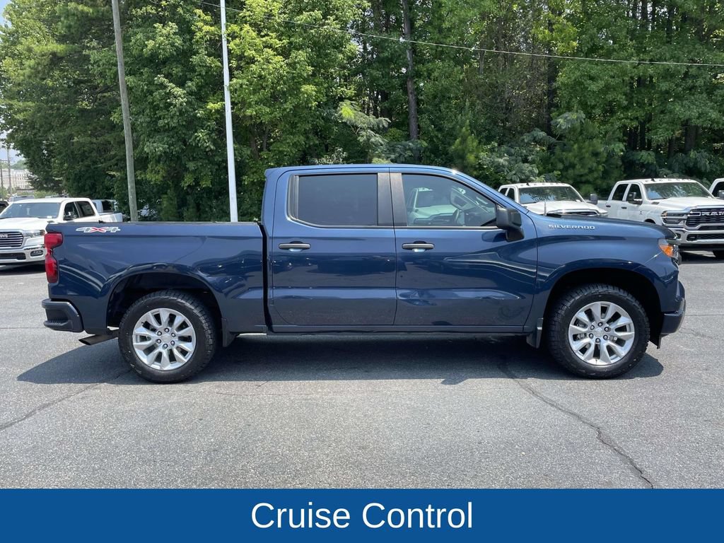 Used 2022 Chevrolet Silverado 1500 Custom AWD/4WD image 9