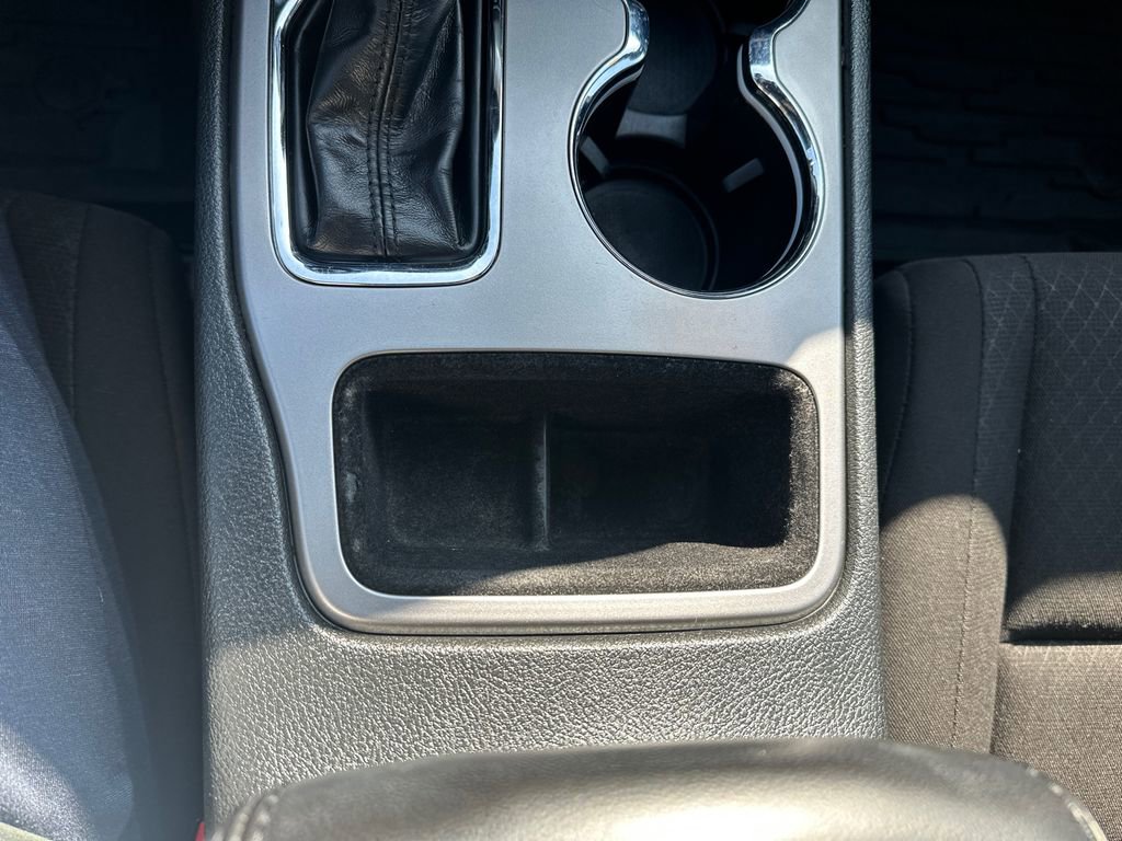 Used 2021 Jeep Grand Cherokee Laredo image 18