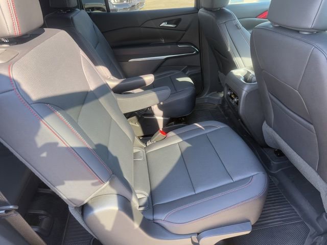 Used 2026 Chevrolet Traverse Z71 w/ LPO, Floor Liner Package image 30