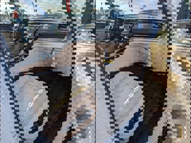 New 2025 Jeep Grand Cherokee L Limited w/ Luxury Tech Group II image 23