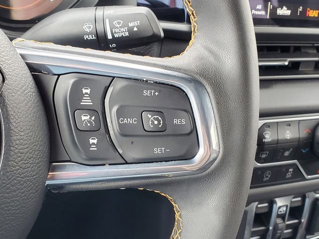 Used 2024 Jeep Wrangler Sahara image 19