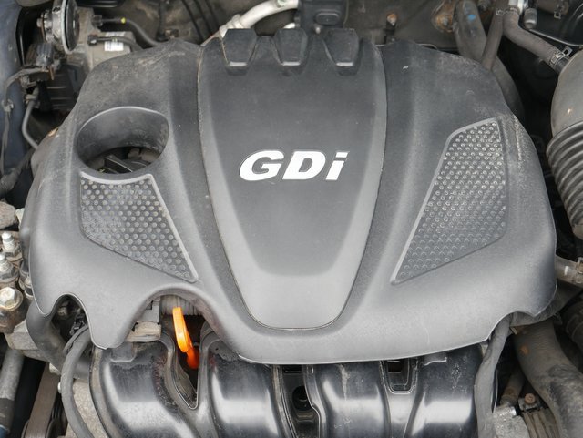 Used 2013 Hyundai Santa Fe Sport image 9