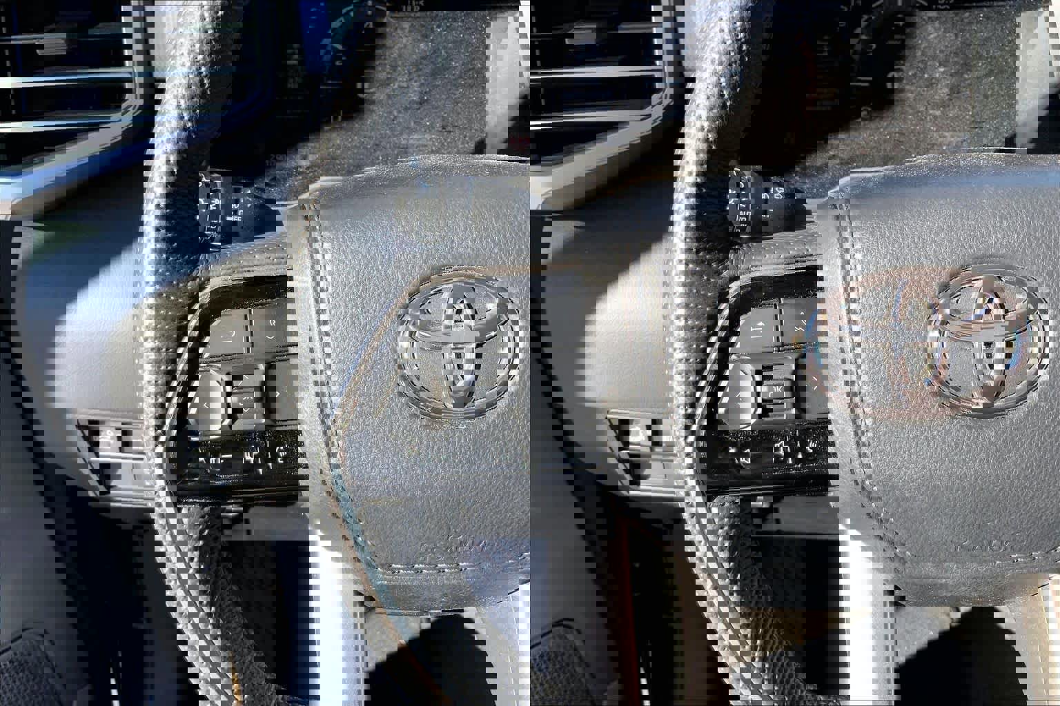 Used 2024 Toyota Tundra Limited image 21