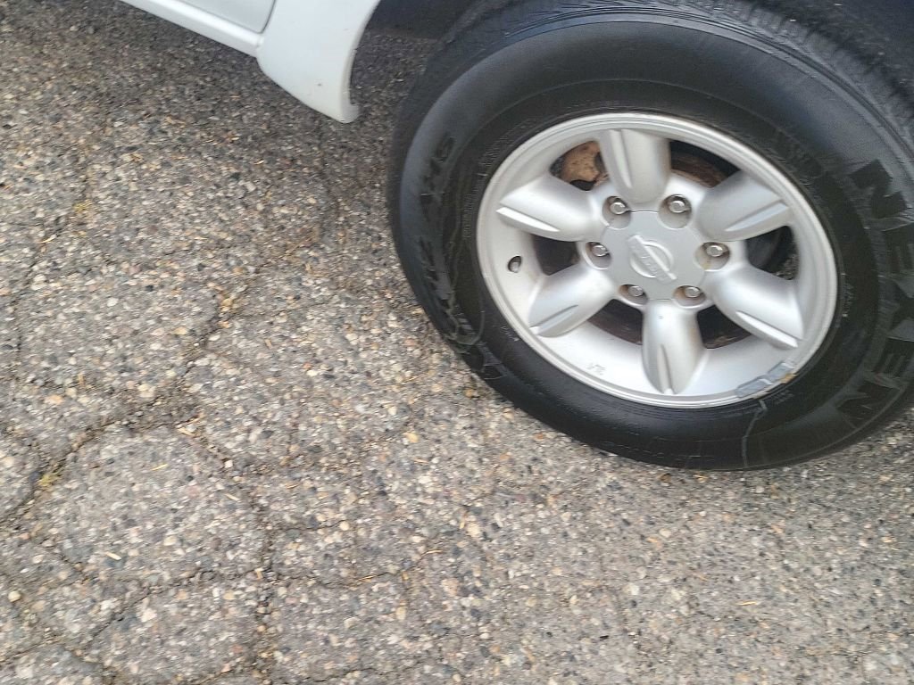 Used 2003 Nissan Frontier XE w/ Value Truck Pkg image 8