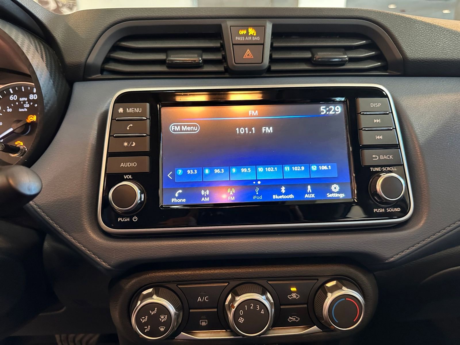 Used 2025 Nissan Versa SV image 20