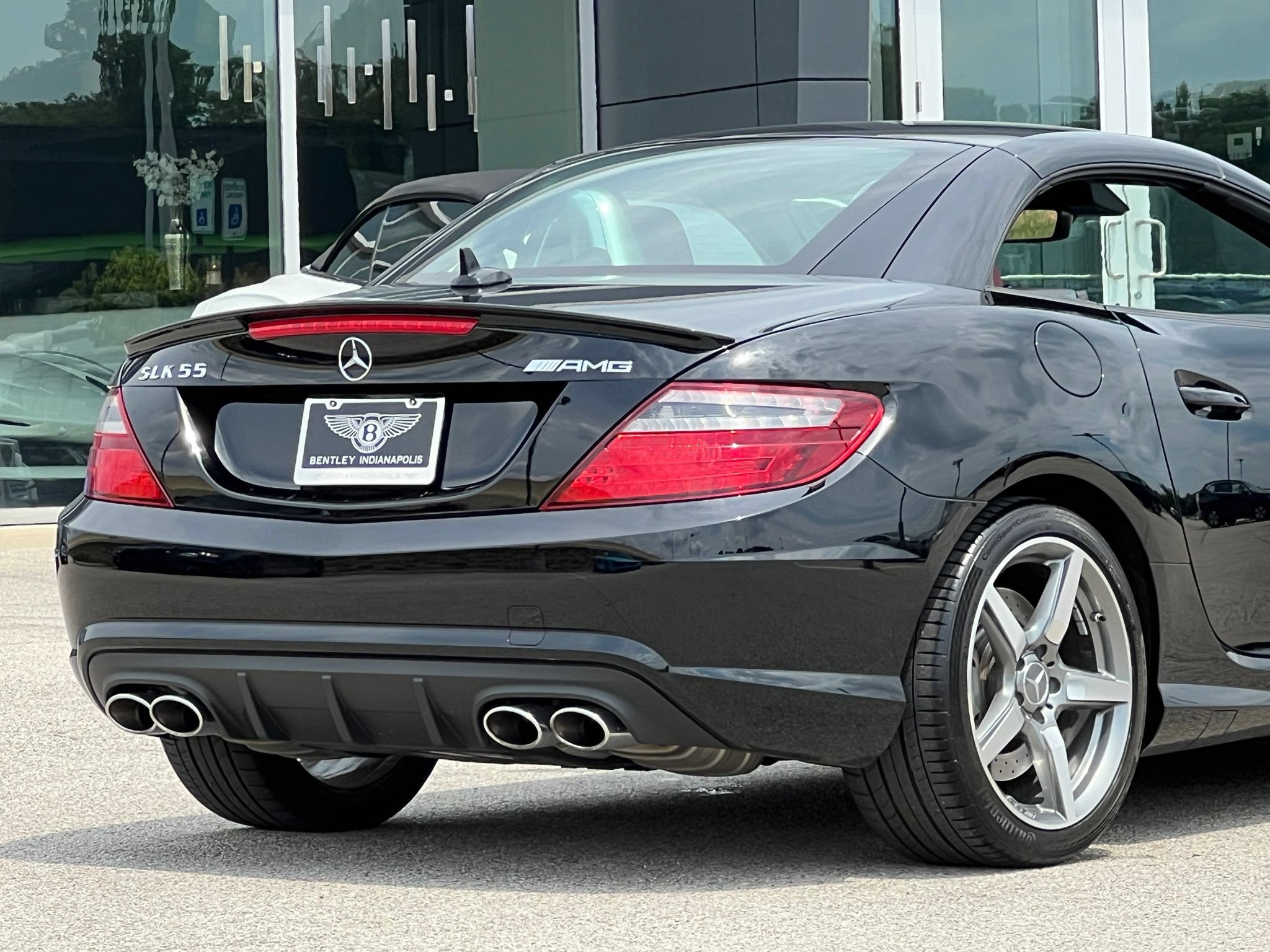 Used 2015 Mercedes-Benz SLK 55 AMG image 9