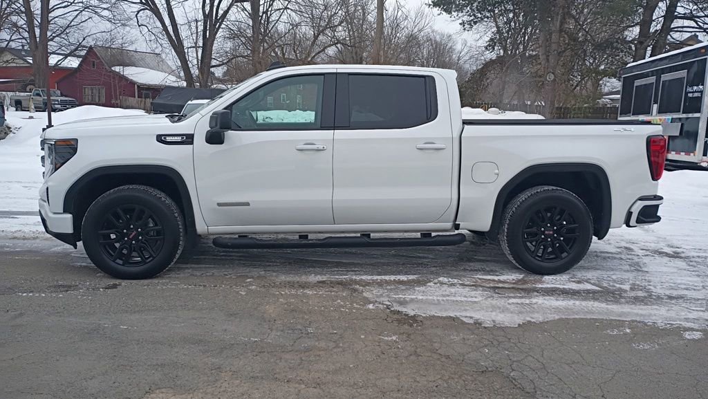 Used 2025 GMC Sierra 1500 Elevation image 4