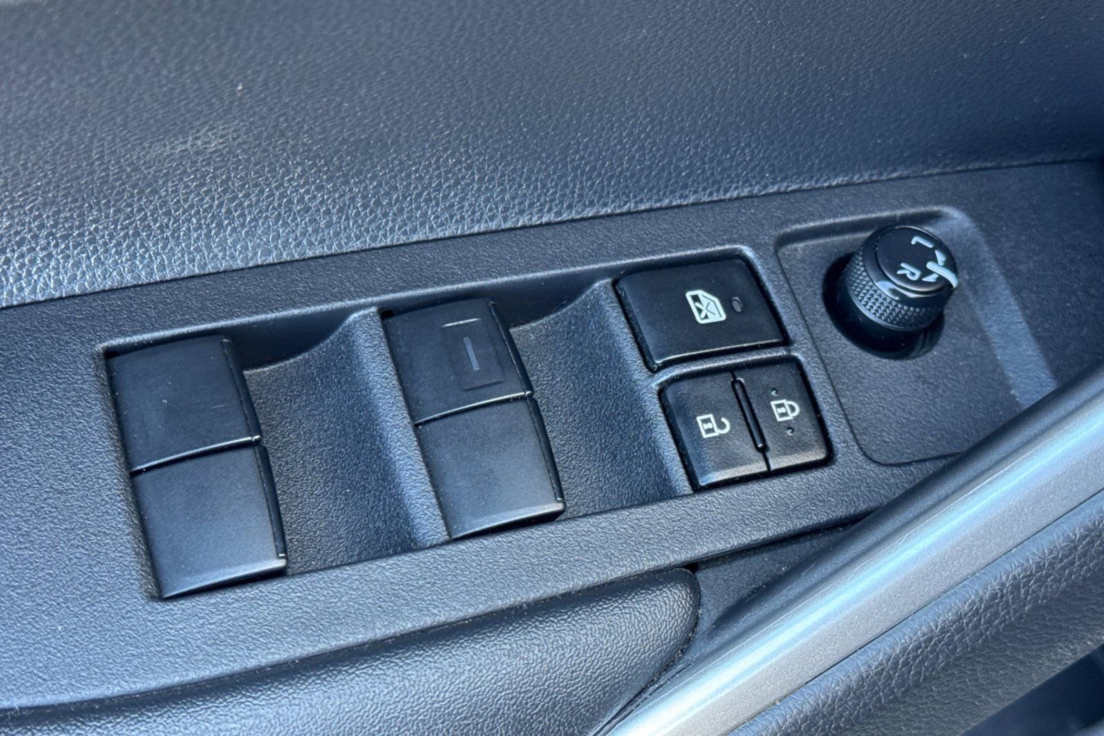 Certified 2024 Toyota Corolla Cross XLE w/ Convenience Package image 15