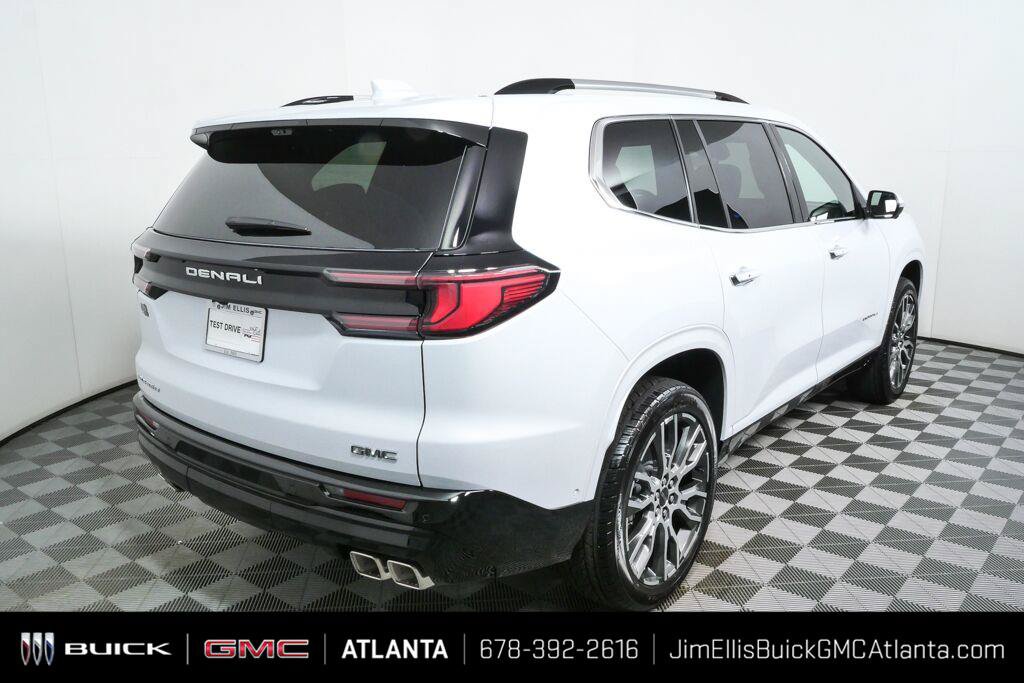 New 2027 GMC Acadia Denali Ultimate FWD image 3