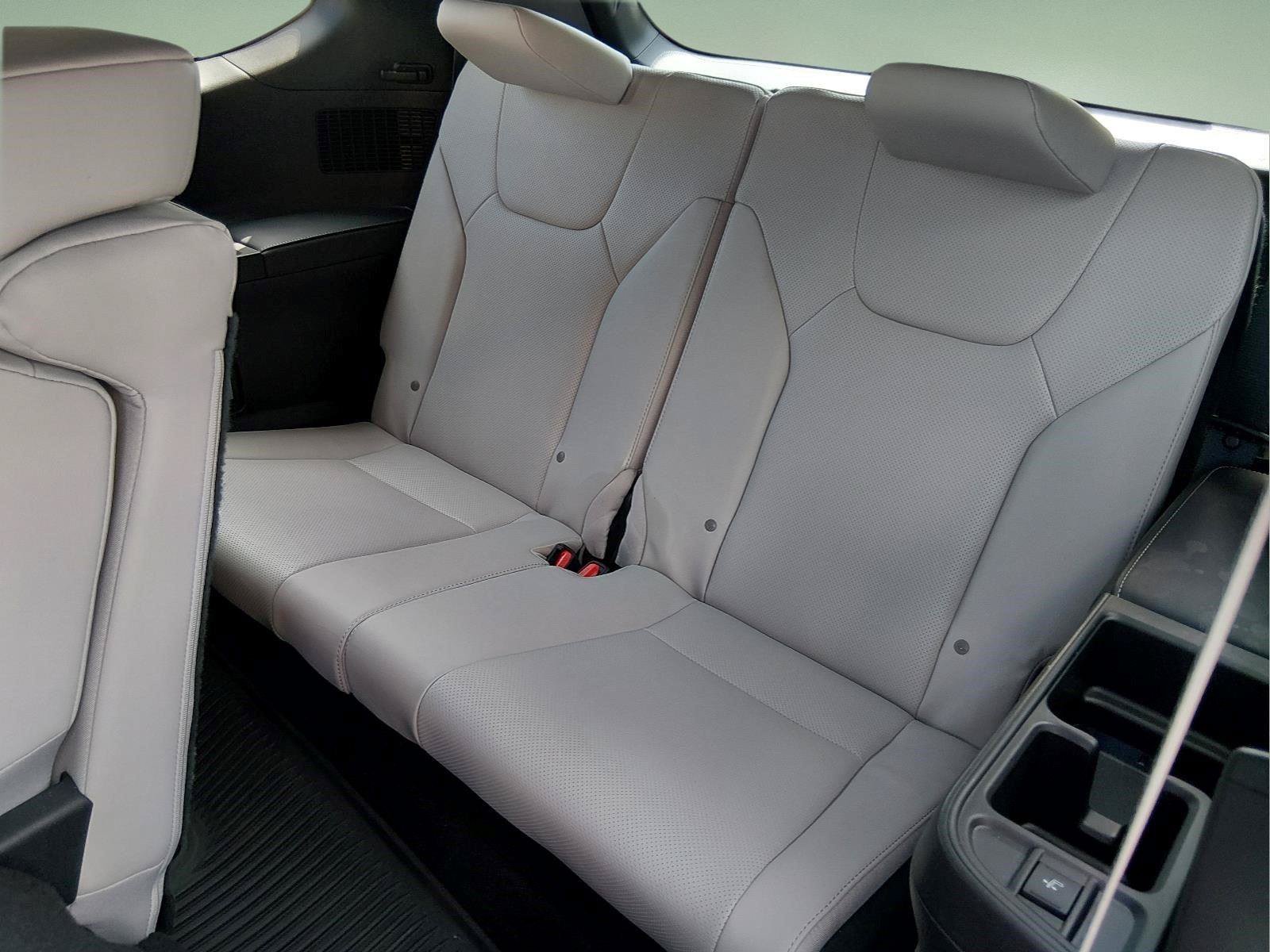 Used 2025 Lexus TX 350 AWD w/ Technology Package image 15