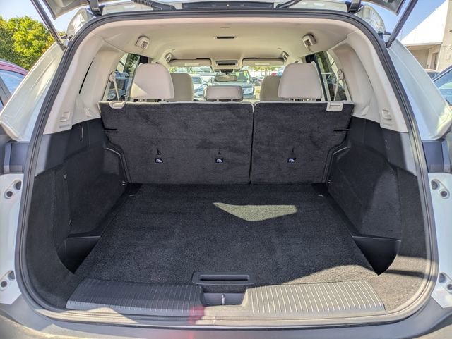 Certified 2023 Nissan Rogue SV FWD image 24