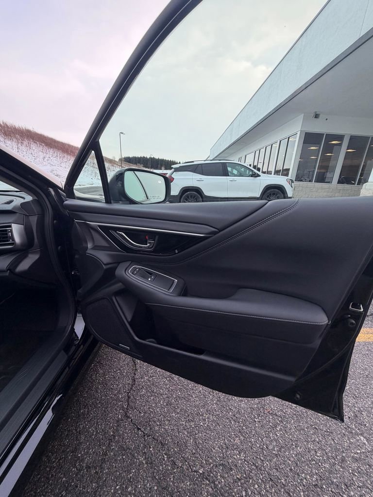Used 2025 Subaru Legacy Limited image 14