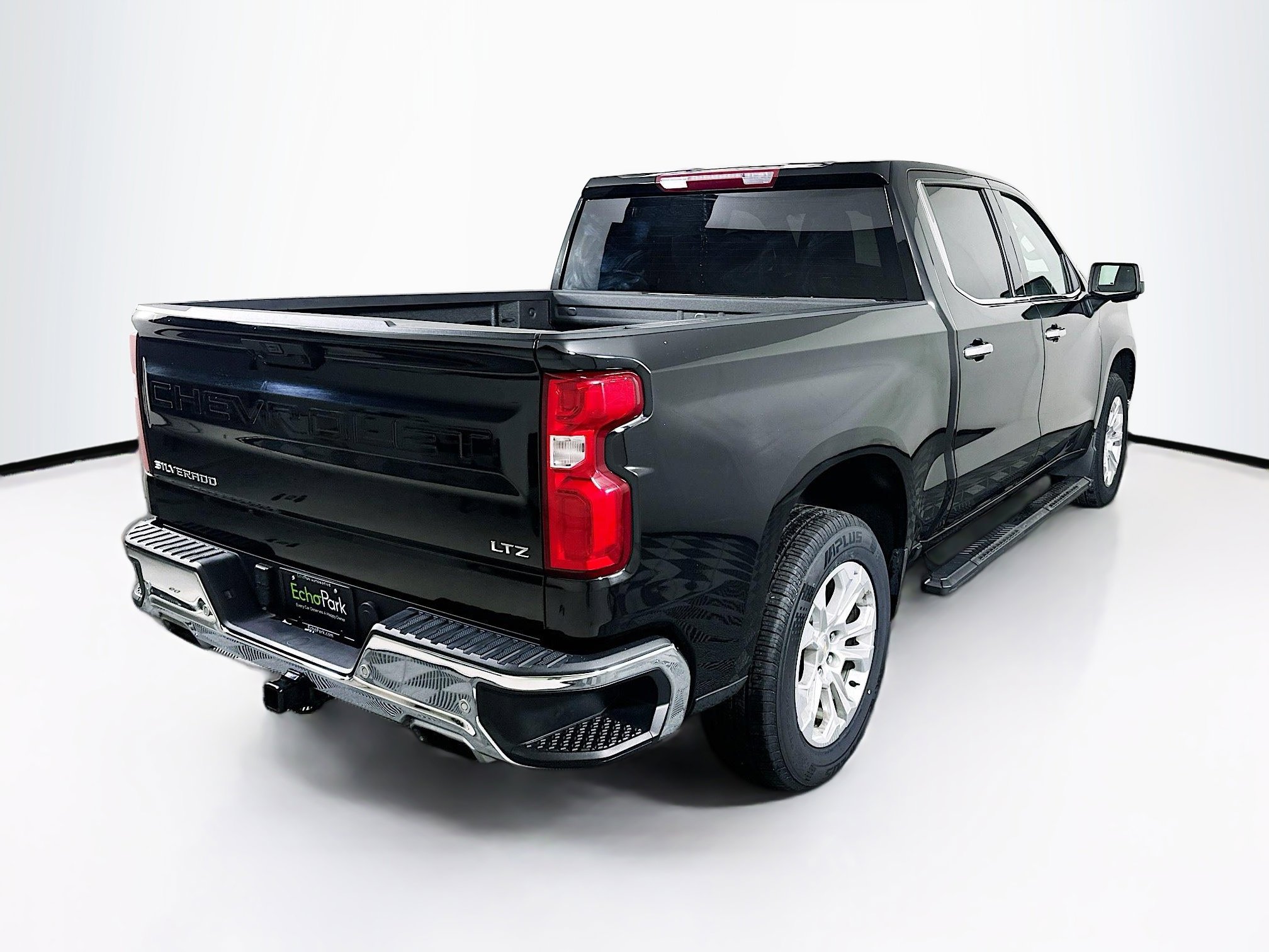 Used 2022 Chevrolet Silverado 1500 LTZ AWD/4WD image 9