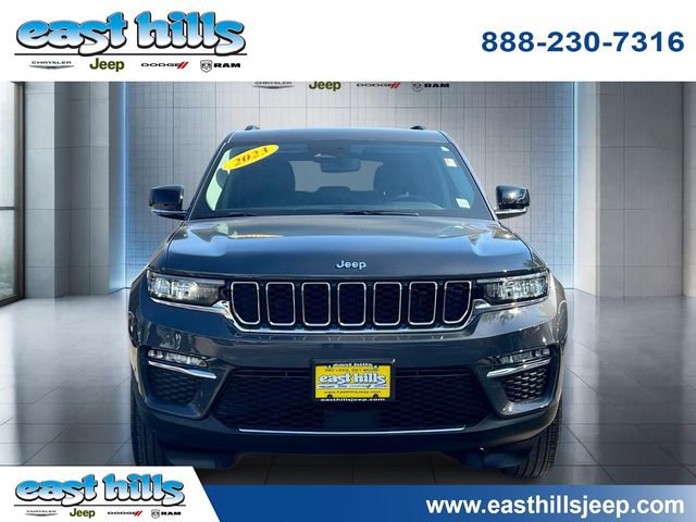 Certified 2023 Jeep Grand Cherokee Limited AWD/4WD image 2