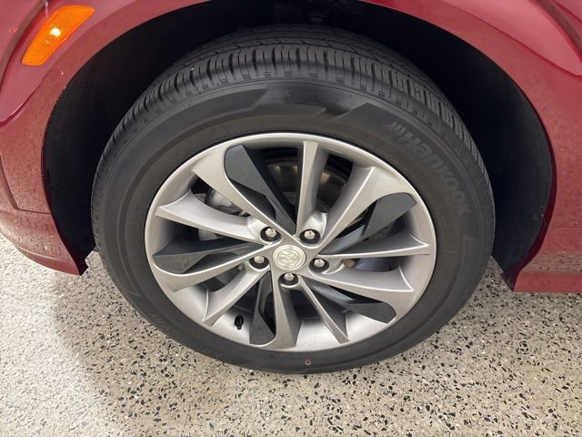 Used 2023 Buick Encore GX Select w/ Sport Touring Package image 5