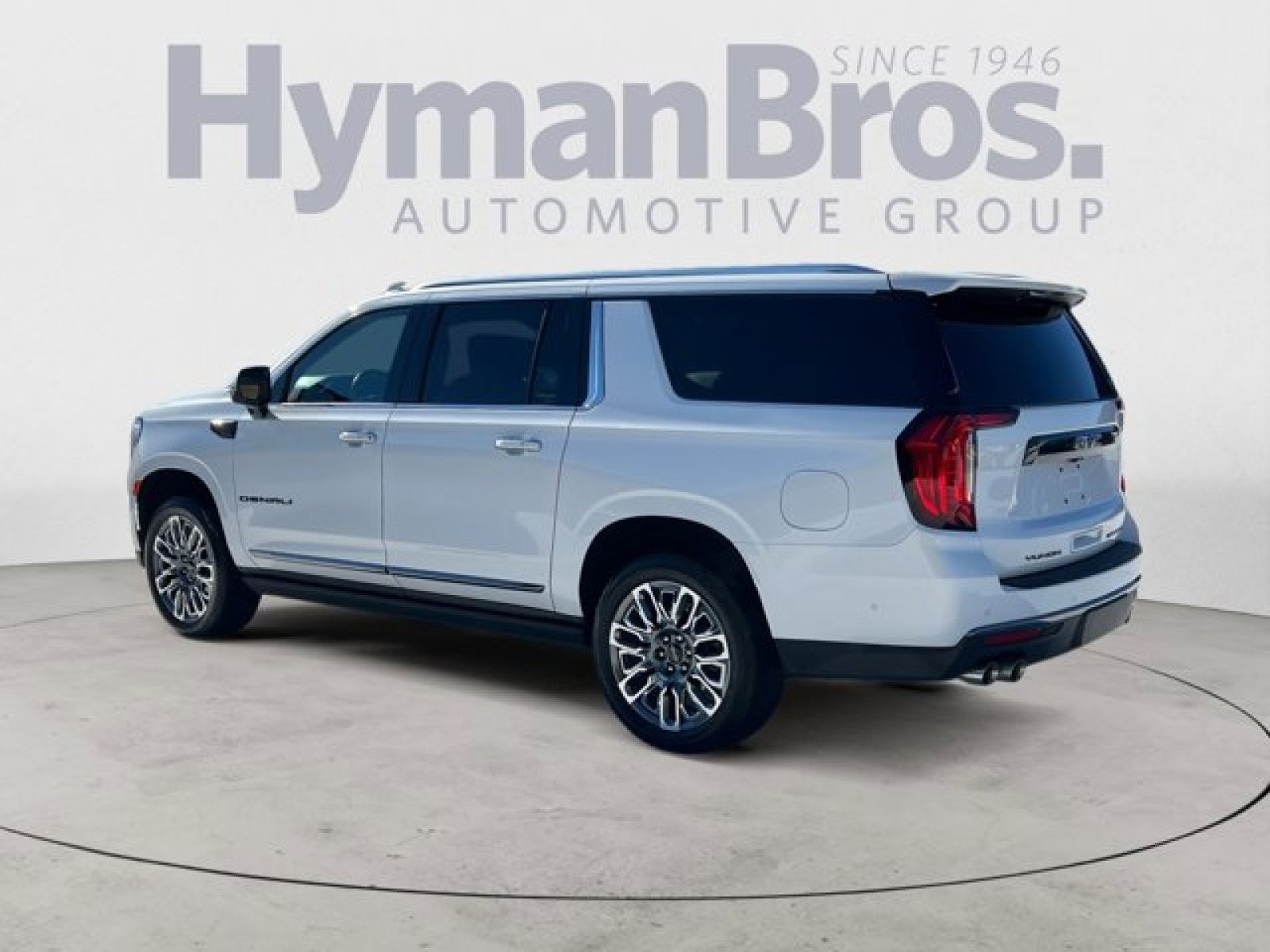 Used 2024 GMC Yukon XL Denali Ultimate image 6