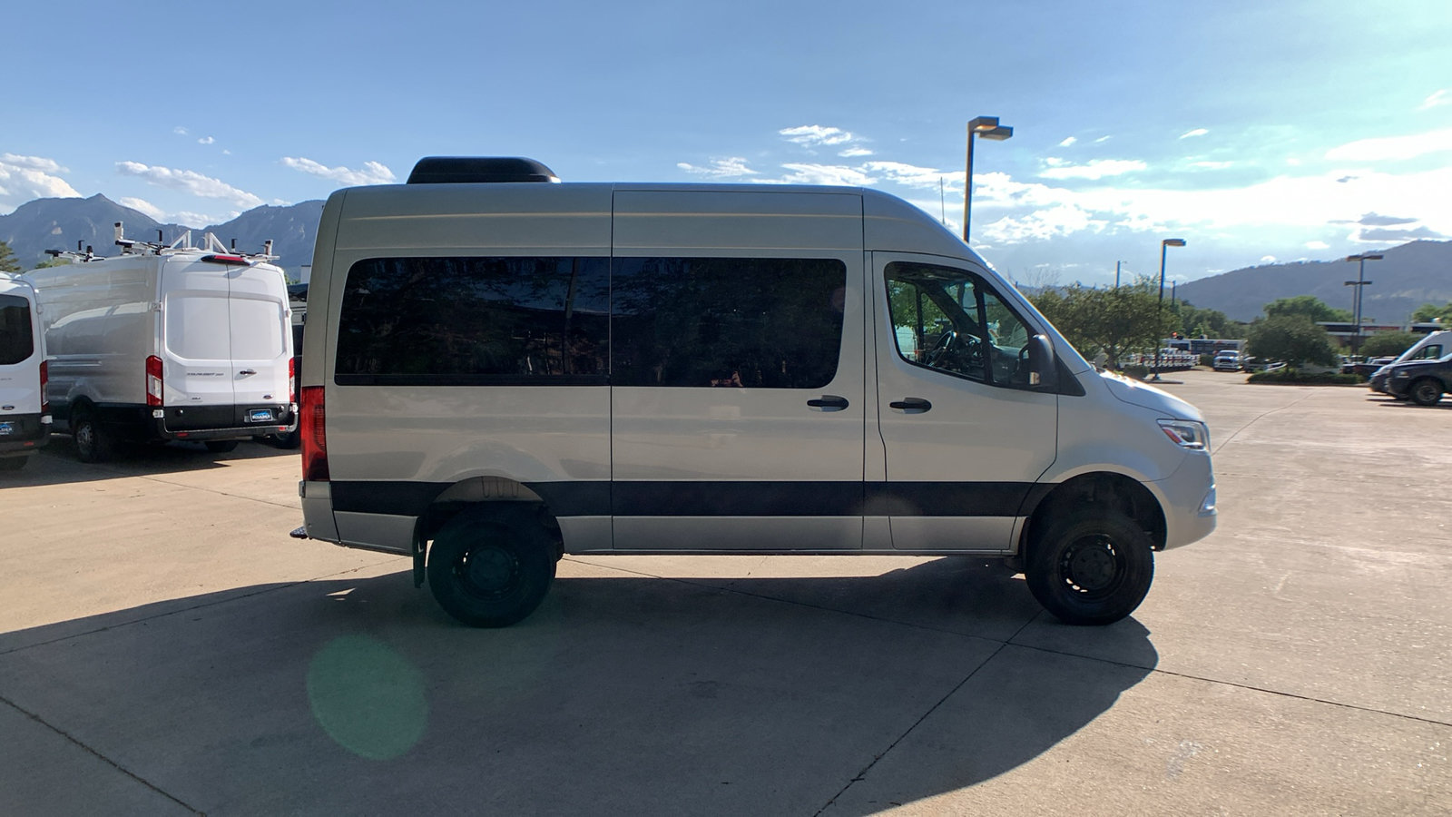 Used 2021 Mercedes-Benz Sprinter 2500 image 6