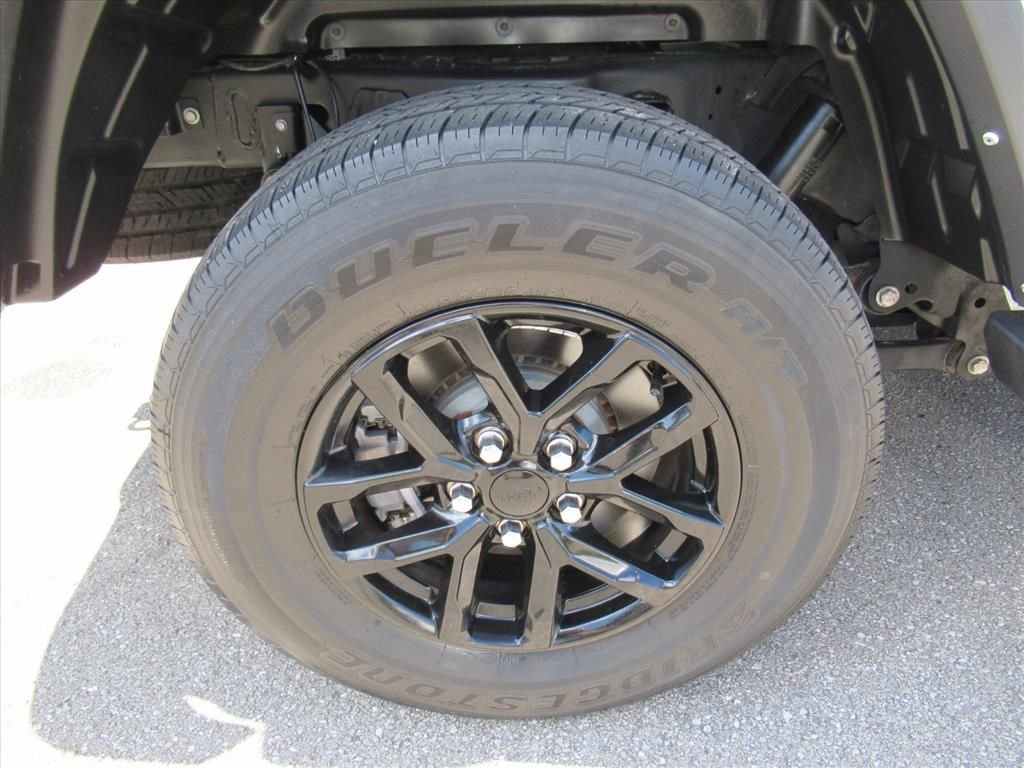 Used 2022 Jeep Gladiator Sport AWD/4WD image 8