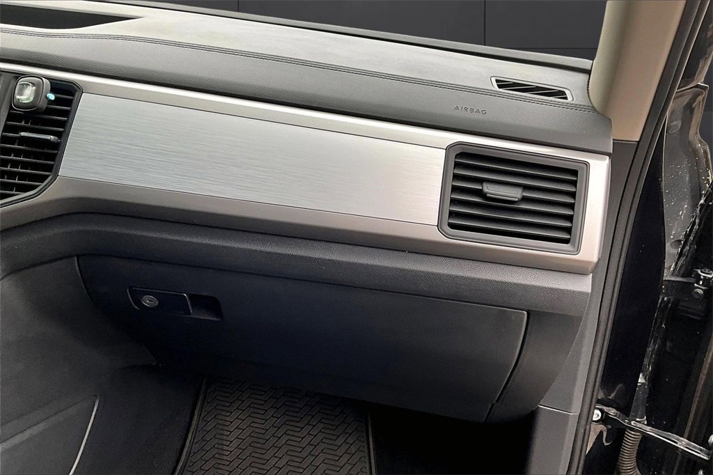 Used 2021 Volkswagen Atlas S image 12