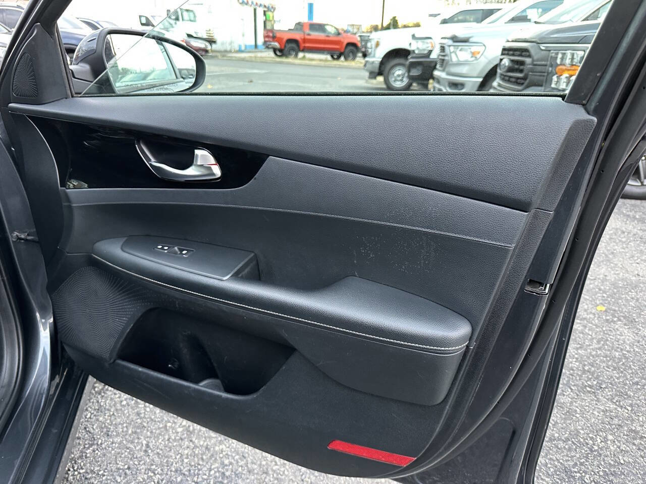 Used 2019 Kia Forte S w/ S Premium Package image 14