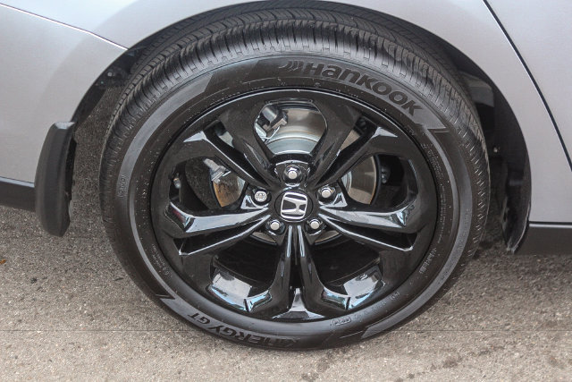 Used 2025 Honda Accord SE image 11