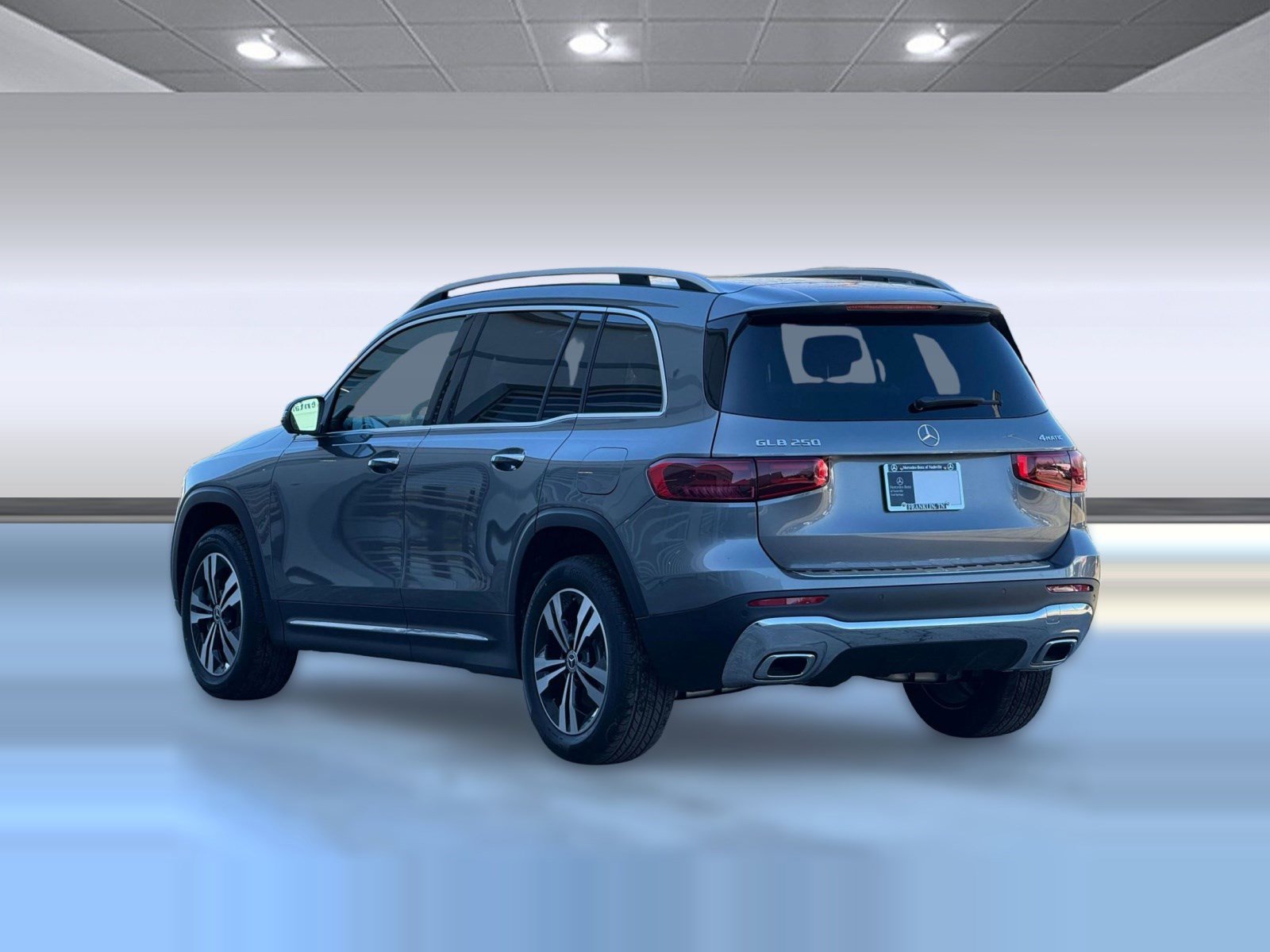 New 2026 Mercedes-Benz GLB 250 4MATIC image 3