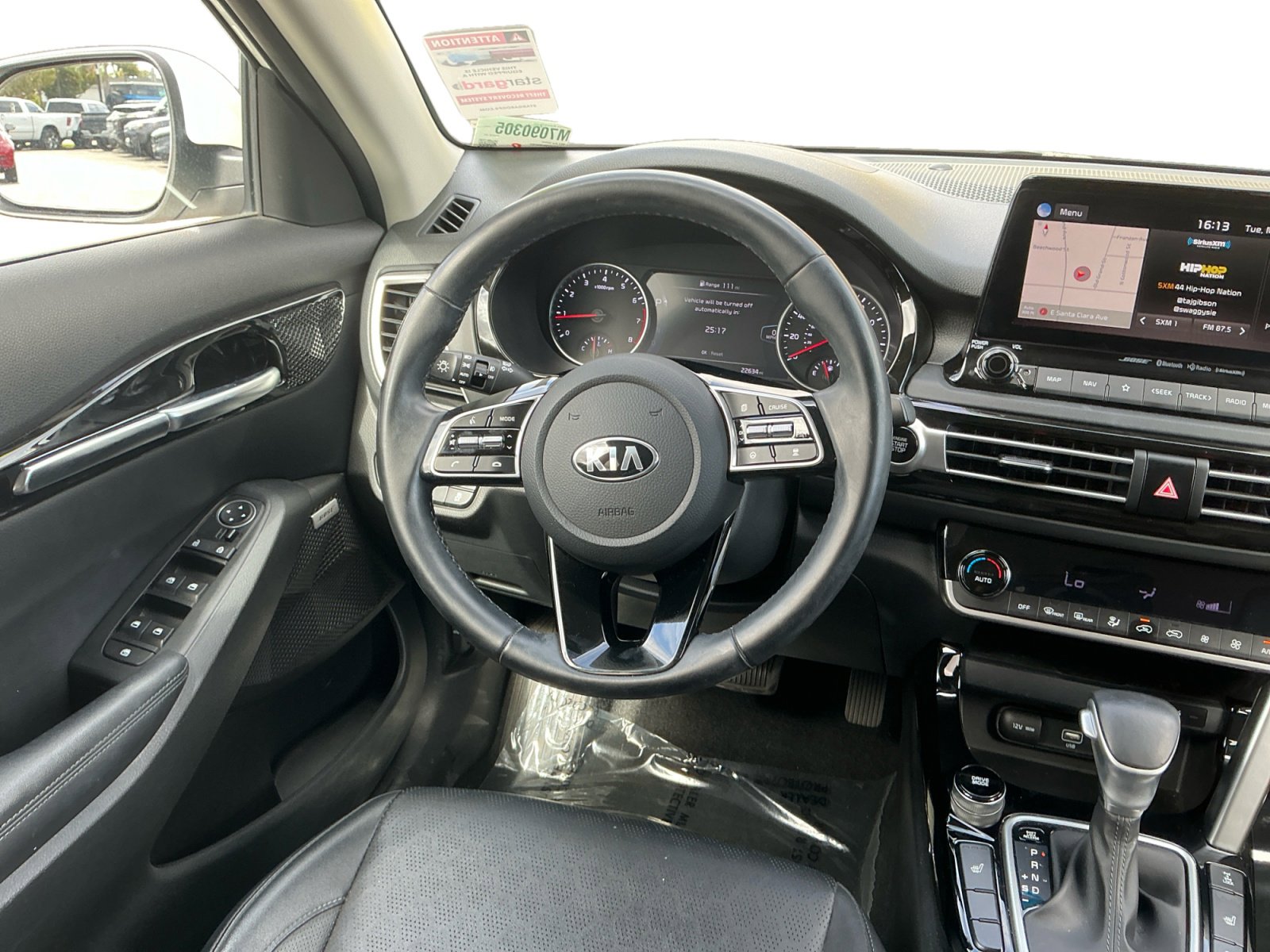 Used 2021 Kia Seltos SX w/ SX Sunroof Package AWD/4WD image 11