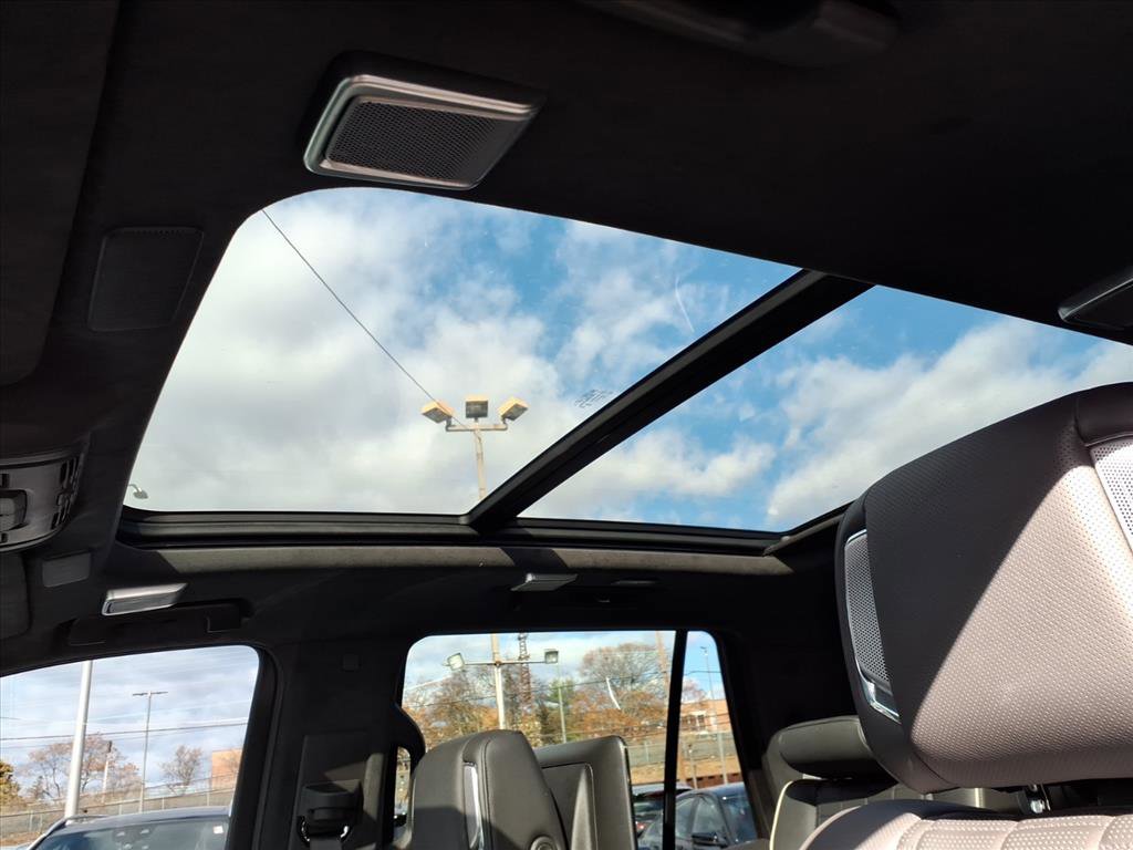 Certified 2023 Cadillac Escalade V image 29