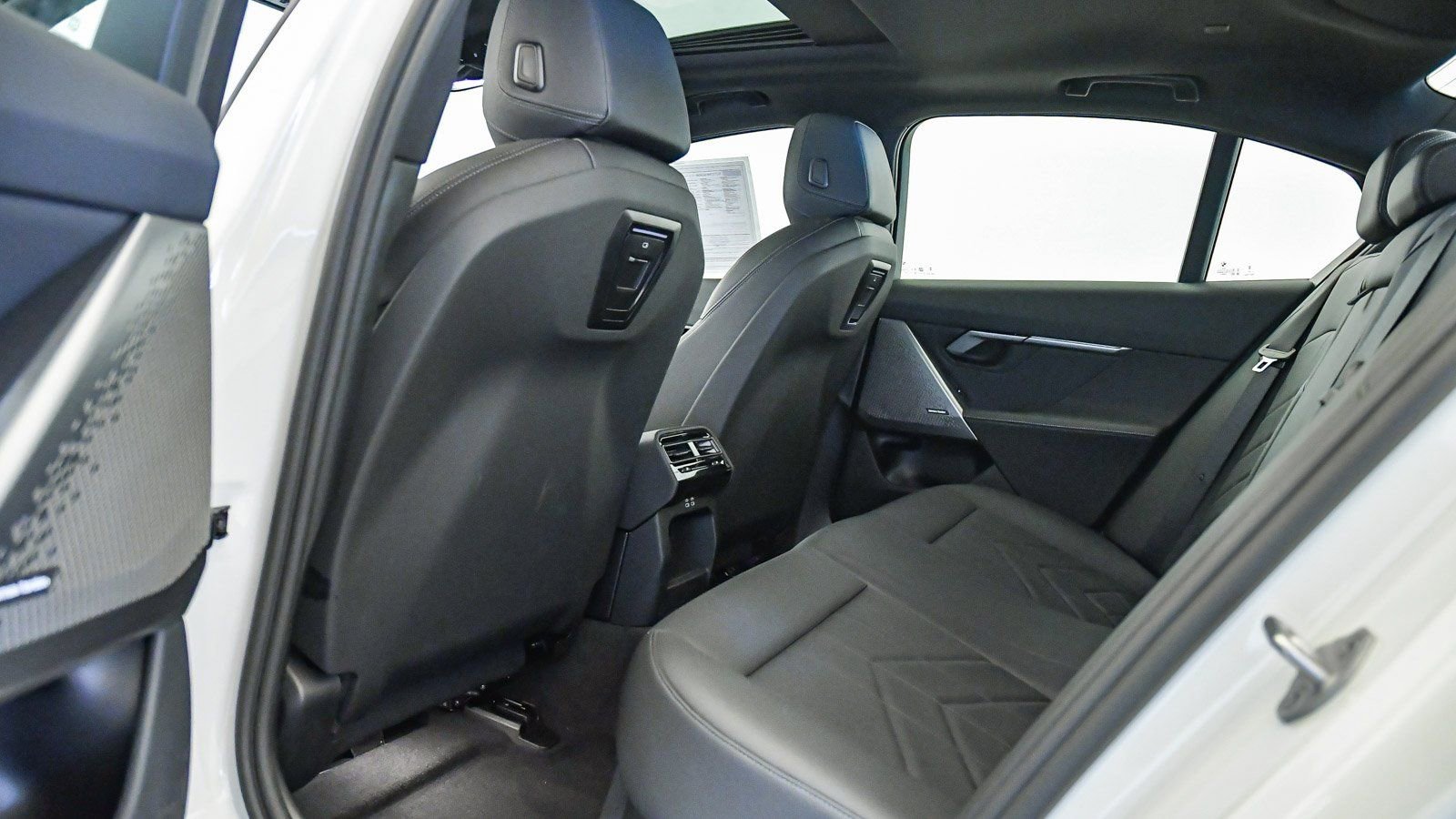 Used 2025 BMW 530i image 20