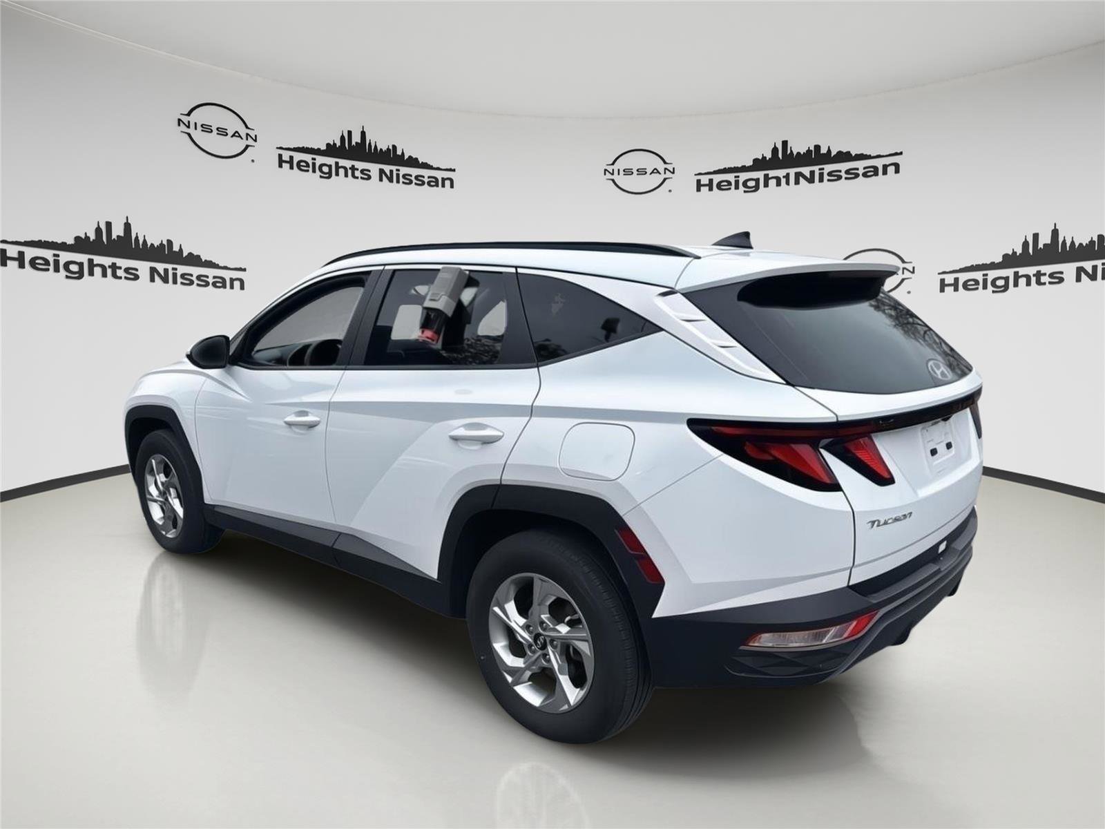 Used 2024 Hyundai Tucson SEL image 2