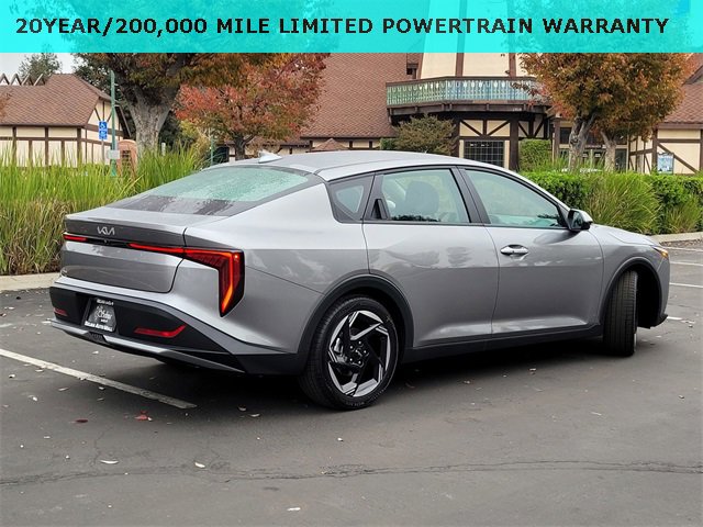 New 2025 Kia K4 EX image 4