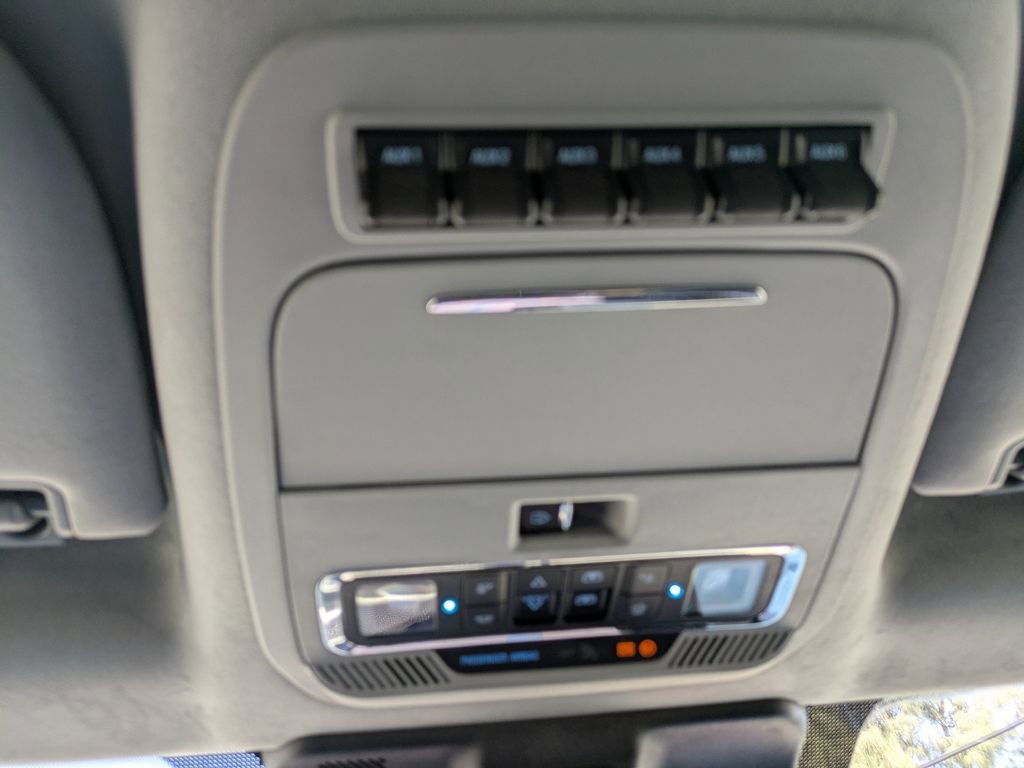 Certified 2024 Ford F350 Limited w/ FX4 Off-Road Package image 27