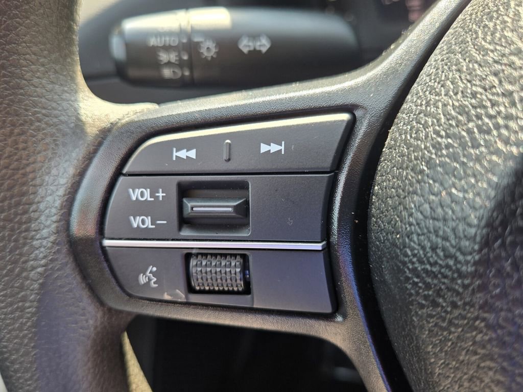 Used 2024 Honda Accord EX image 23